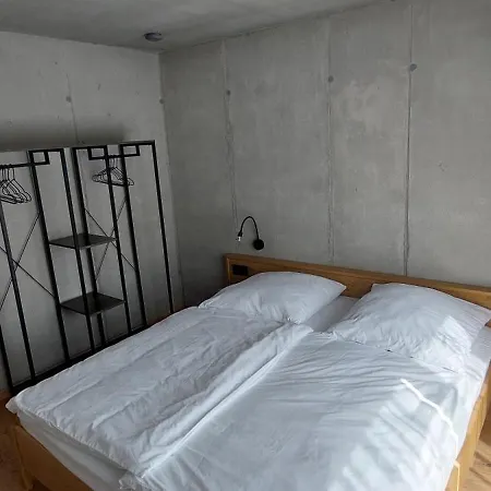Holiday home Laerchenloft *