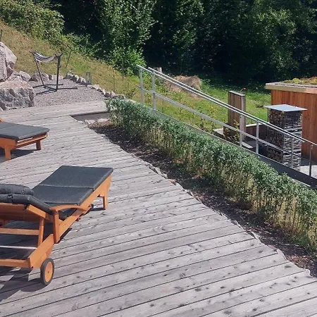 Holiday home Laerchenloft